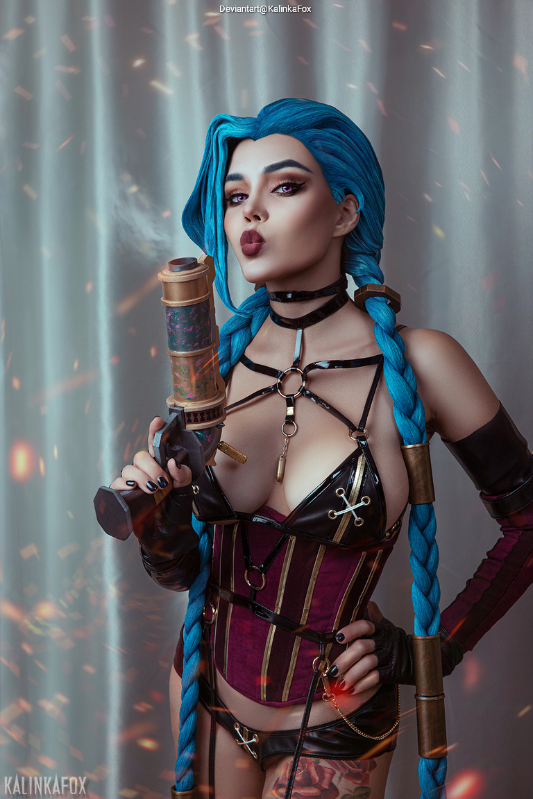 League of Legends - Jinx (The Loose Cannon) (Lingerie) Cosplay character costume portrait