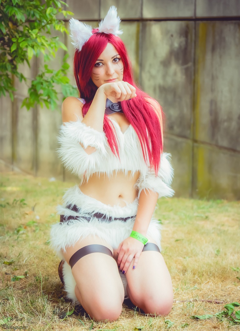 League of Legends - Katarina Du Couteau (Dereen) (Kitty Cat) Cosplay character costume portrait