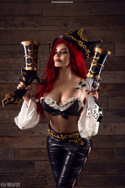 League of Legends - Miss Fortune (Waterloo) Cosplay