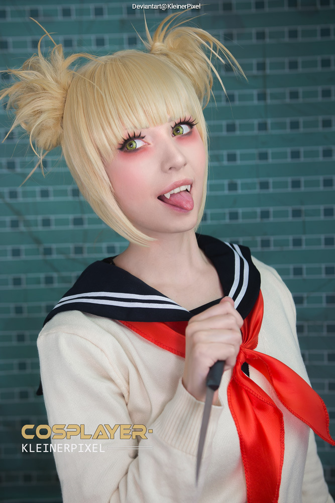 My Hero Academia - Himiko Toga (Yakuza Toga) Cosplay full length photo