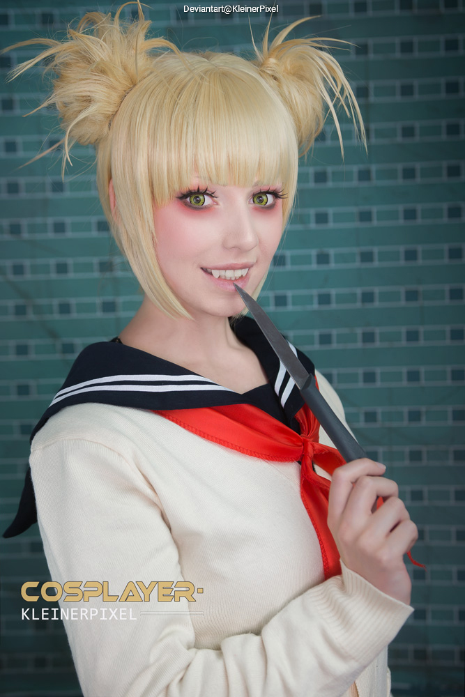 My Hero Academia - Himiko Toga (Yakuza Toga) Cosplay full body portrait