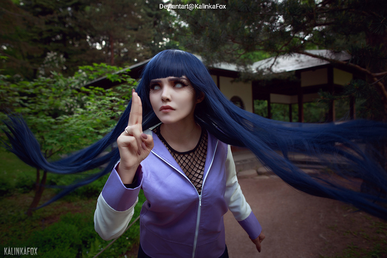 Naruto - Hinata Hyuga Cosplay full body portrait