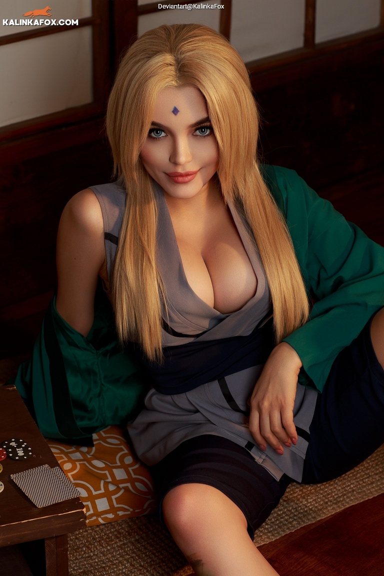 Naruto - Tsunade Senju (The Legendary Sucker) (Fifth Hokage) Cosplay full body portrait