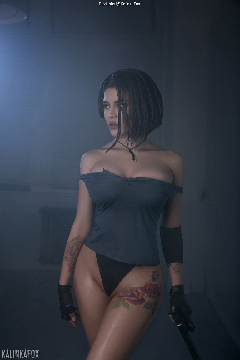 Resident Evil 3 - Remake - Jill Valentine (Lingerie) Cosplay full body portrait
