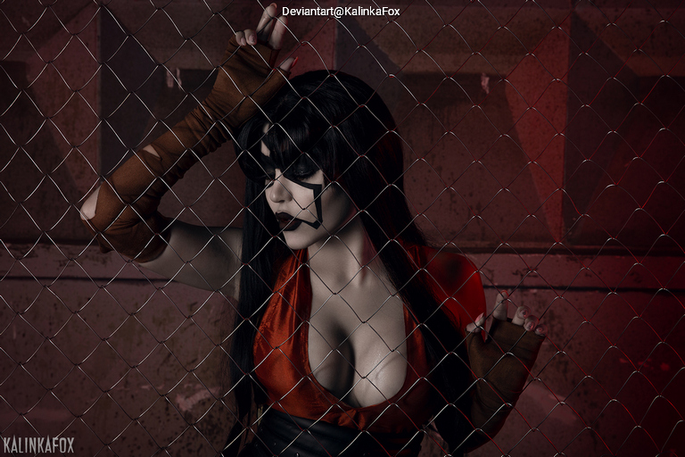 Star Wars - Empire at War - Forces of Corruption - Silri Cosplay full body character photo