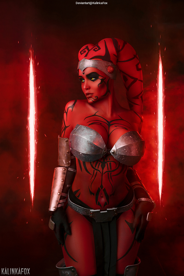 Star Wars - Legacy Broken - Darth Talon (Alema Rar) Cosplay character costume portrait