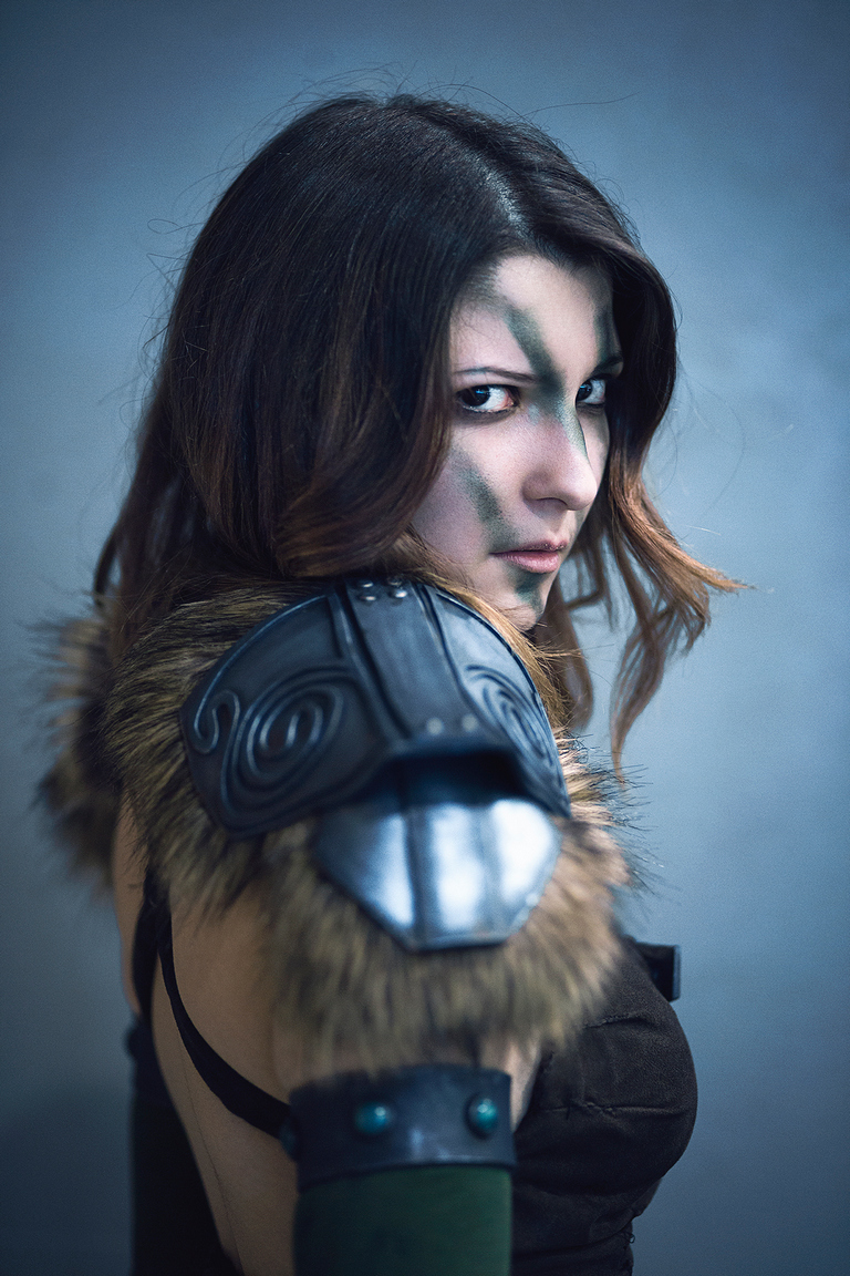 The Elder Scrolls 5 - Skyrim - Aela the Huntress Cosplay costume showcase portrait
