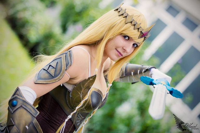 The Legend of Zelda - Princess Zelda (Concept) Cosplay full body character photo