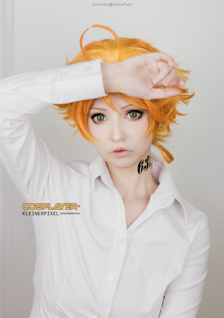The Promised Neverland - Emma (Antenna) Cosplay full body portrait