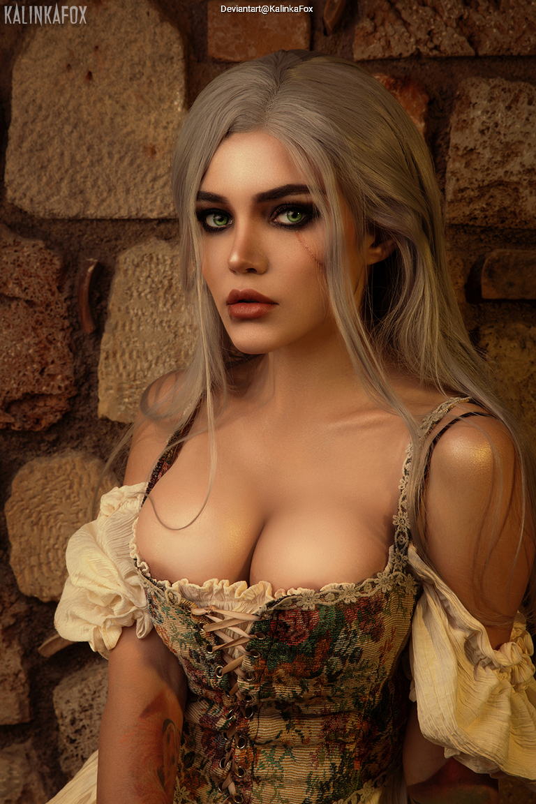 The Witcher 3 - Wild Hunt - Ciri (Cirilla Fiona Elen Riannon) (Concept) Cosplay full length photo