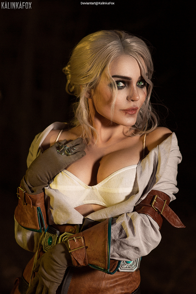 The Witcher 3 - Wild Hunt - Ciri (Cirilla Fiona Elen Riannon) Cosplay character costume portrait