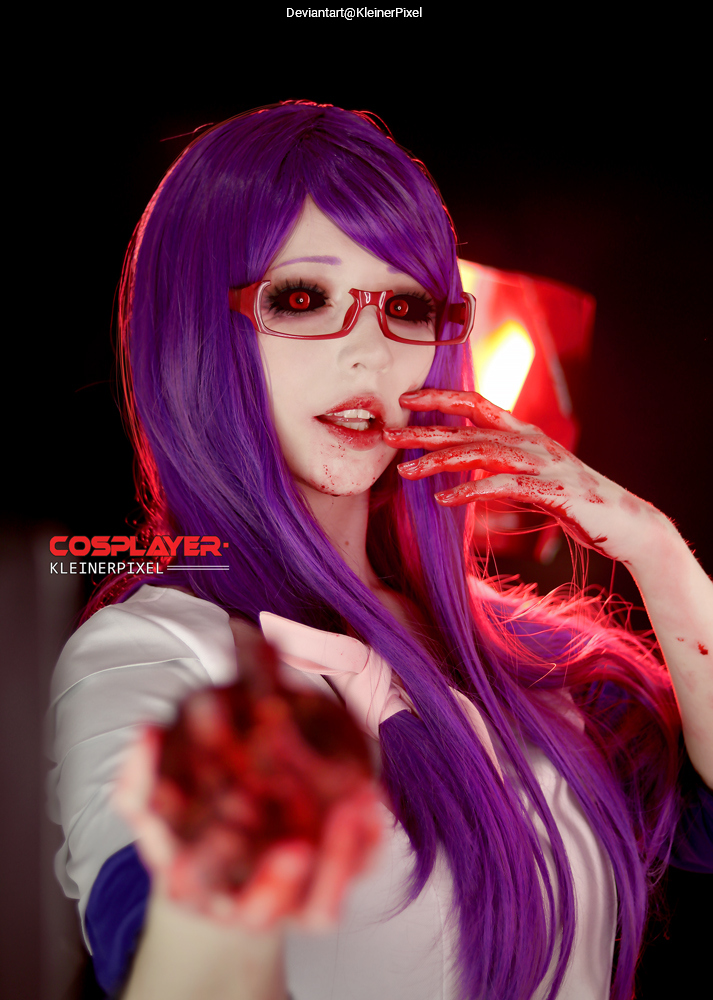 Tokyo Ghoul - Rize Kamishiro (Binge Eater) Cosplay full body portrait