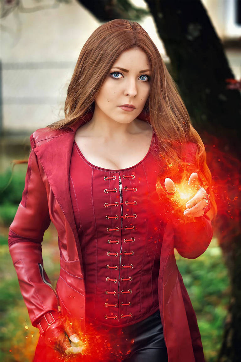 WandaVision - Wanda Django Maximoff (Scarlet Witch) Cosplay full length photo