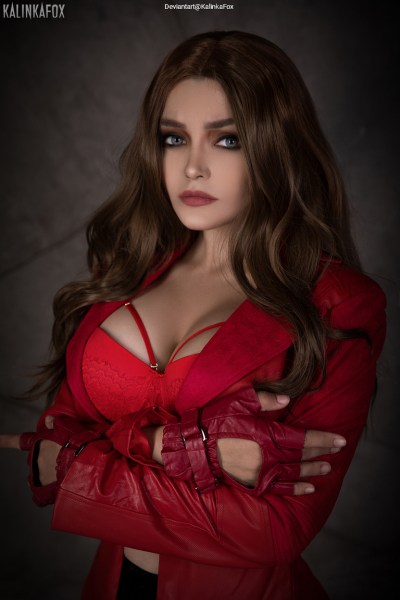 WandaVision - Wanda Django Maximoff (Scarlet Witch) Cosplay