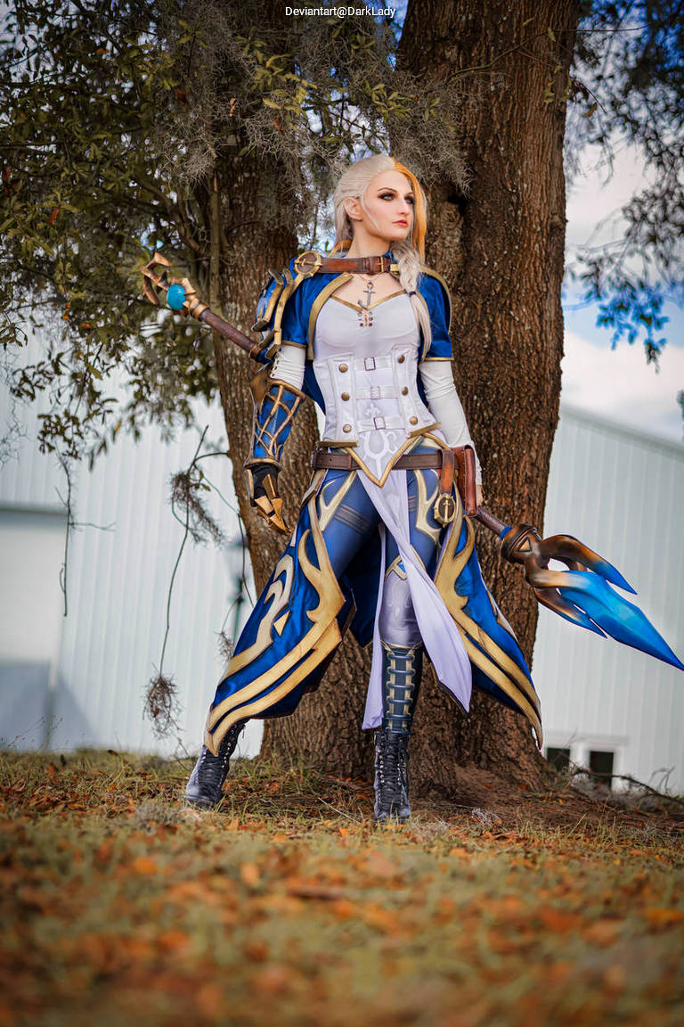 World of Warcraft - Battle for Azeroth - Jaina Proudmoore Cosplay character recreation portrait