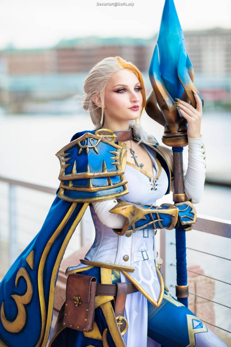 World of Warcraft - Battle for Azeroth - Jaina Proudmoore Cosplay full body portrait