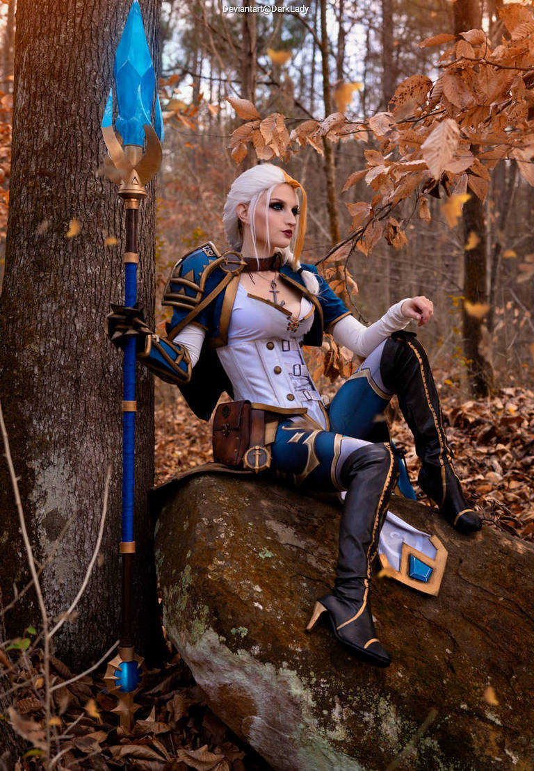 World of Warcraft - Battle for Azeroth - Jaina Proudmoore Cosplay full body portrait photography
