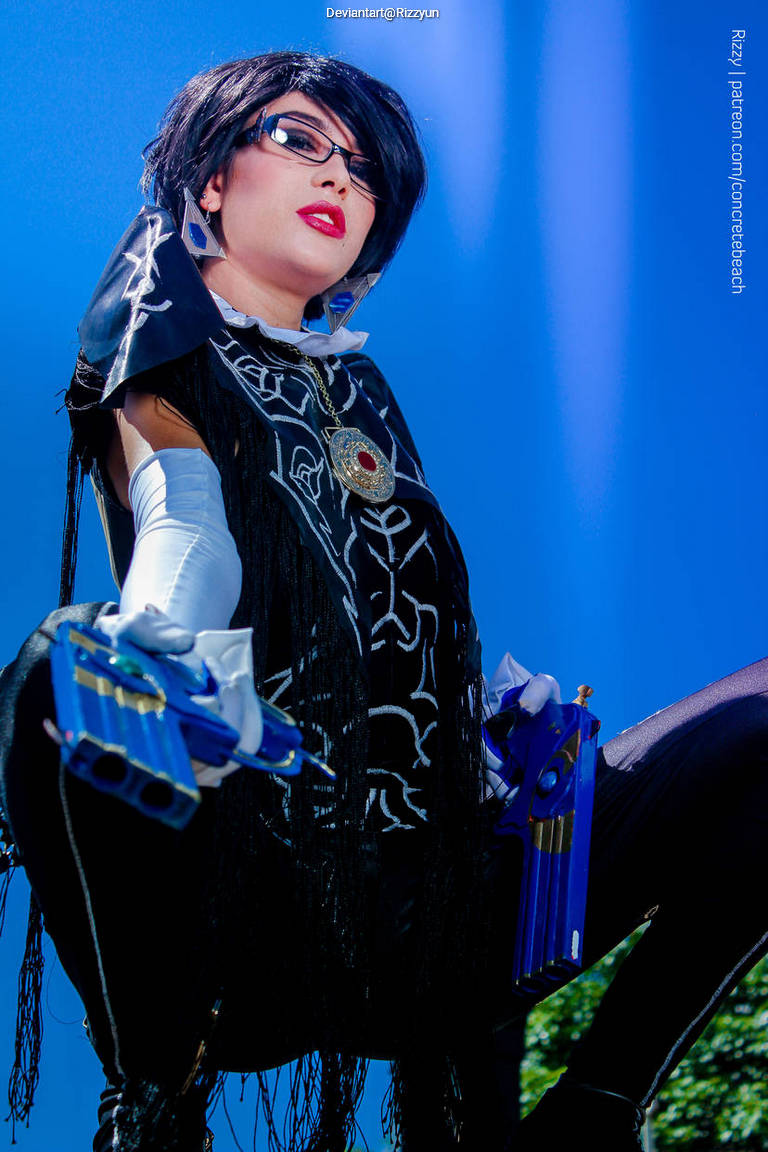 Bayonetta 2 - Cereza Cosplay full body portrait