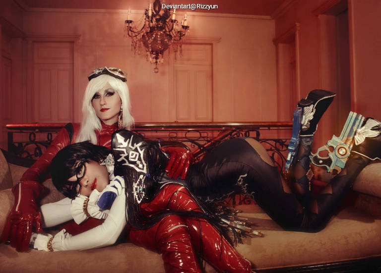 Bayonetta 2 - Cereza & Jeanne Cosplay full length character portrait