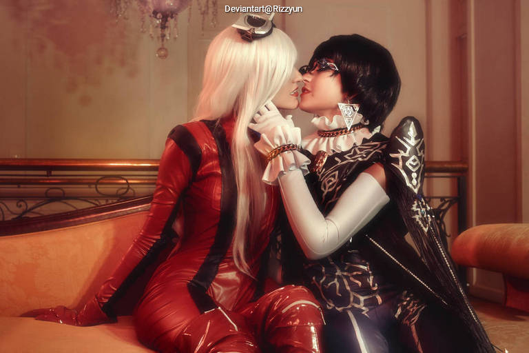 Bayonetta 2 - Cereza & Jeanne Cosplay character costume portrait