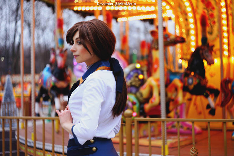 BioShock - Infinite - Elizabeth (Anna DeWitt) Cosplay - costume show BioShock - Infinite - Elizabeth (Anna DeWitt) Cosplay - costume show
