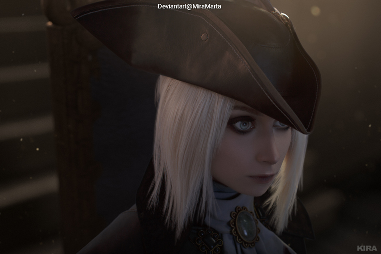 Bloodborne - Hunter Cosplay - costume showcase portrait