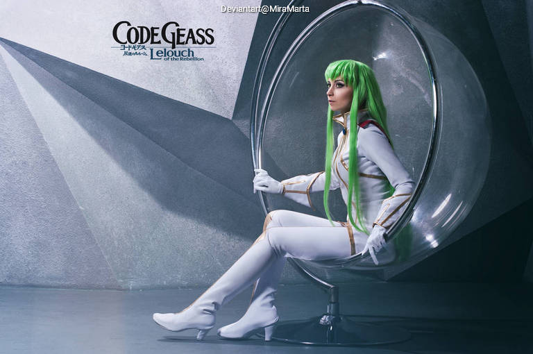 Code Geass - Lelouch of the Rebellion - C.C. (Immortal Witch) Cosplay full length photo