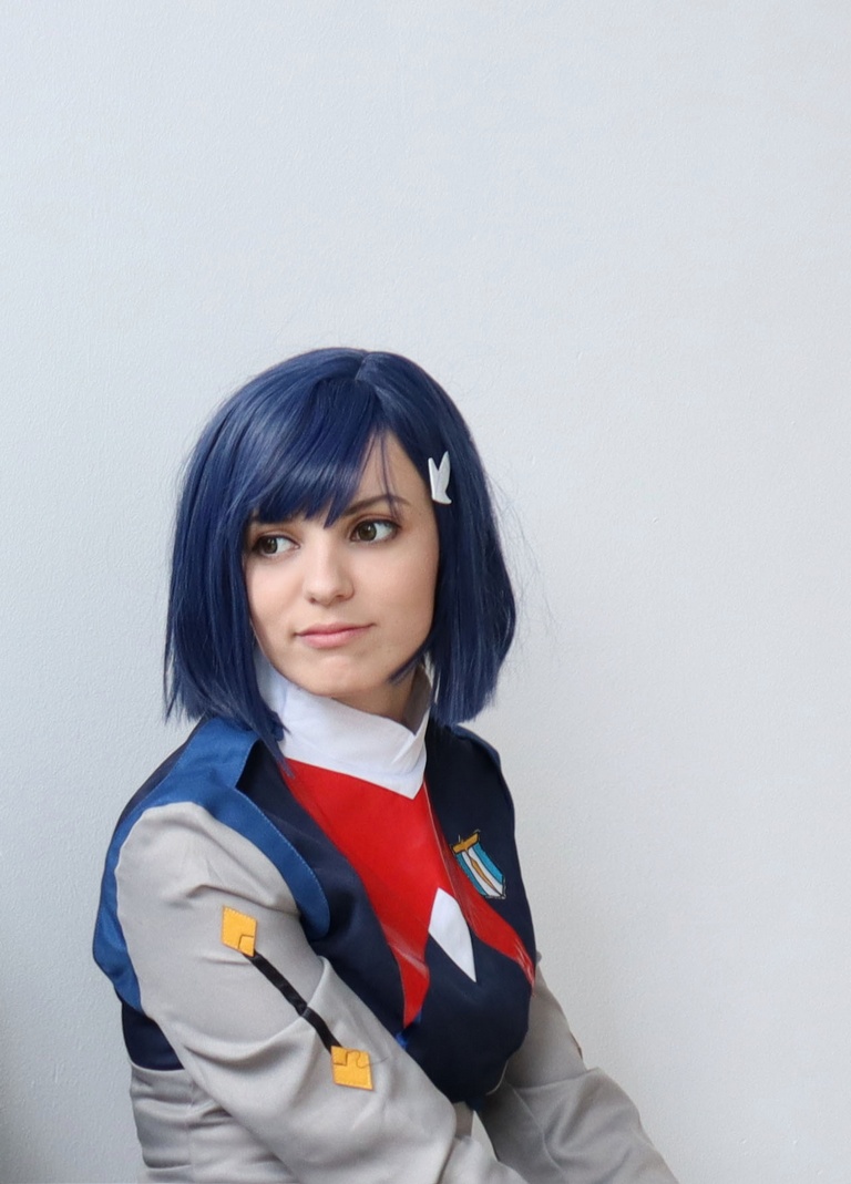 DARLING in the FRANXX - Ichigo (Code 015) Cosplay - full body port.