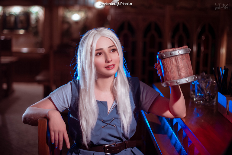 Disenchantment - Tiabeanie Mariabea Cosplaynie de la Rochambeau Grunkwitz (Bean) Cosplay full length character portrait