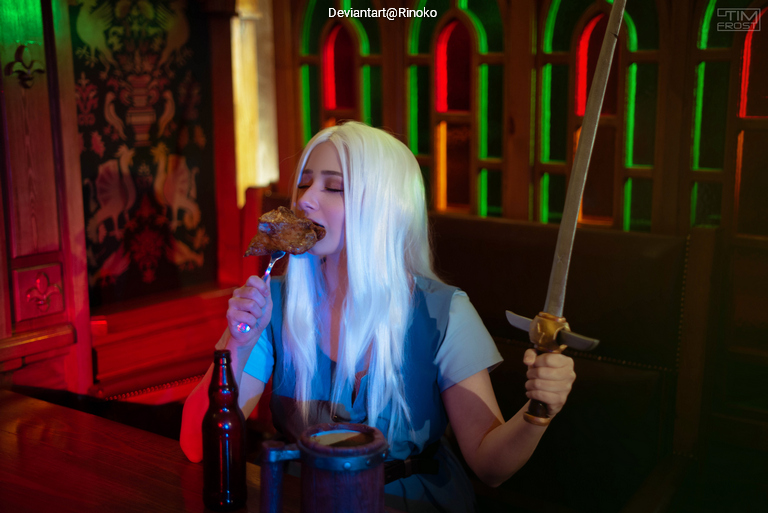 Disenchantment - Tiabeanie Mariabea Cosplaynie de la Rochambeau Grunkwitz (Bean) Cosplay full length photo
