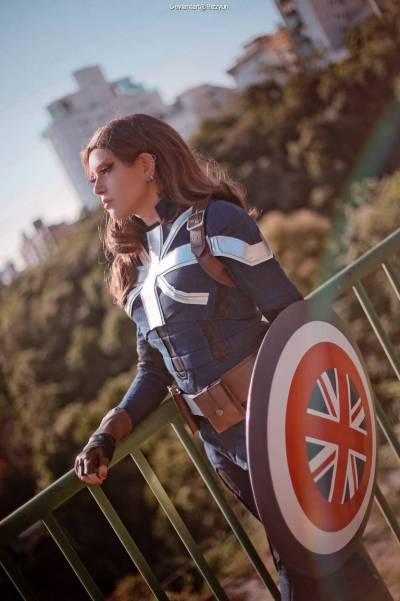 Doctor Strange in the Multiverse of Madness - Margaret Elizabeth Peggy Carter (Captain Carter) Cosplay