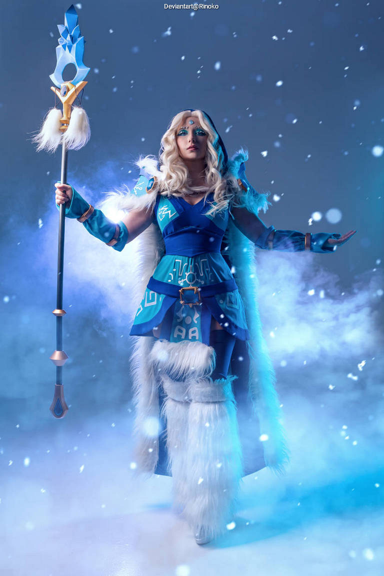 Dota 2 - Rylai (Crystal Maiden) (Heart of the North) Cosplay - nuanced study