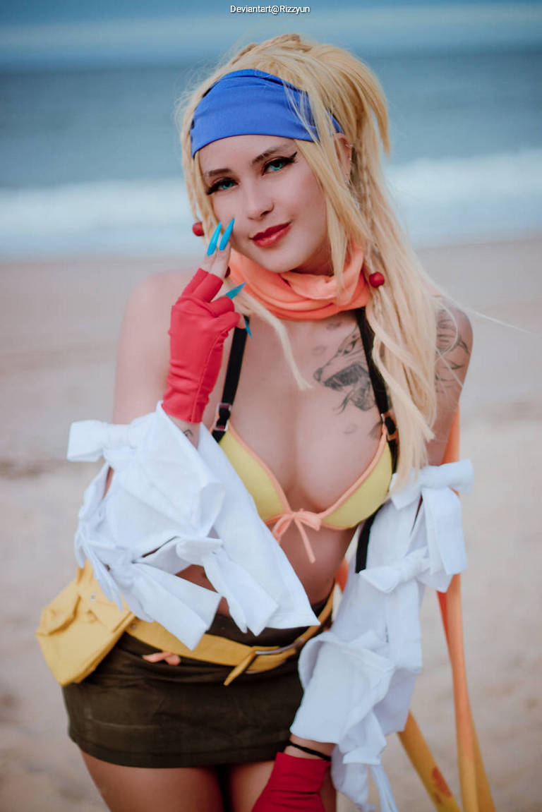 Final Fantasy 10-2 - Rikku Cosplay character costume portrait