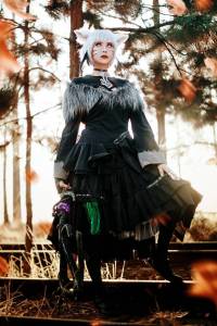 Final Fantasy 14 - Yshtola Rhul (Black Mage) (Shtola) (Master Matoya) Cosplay