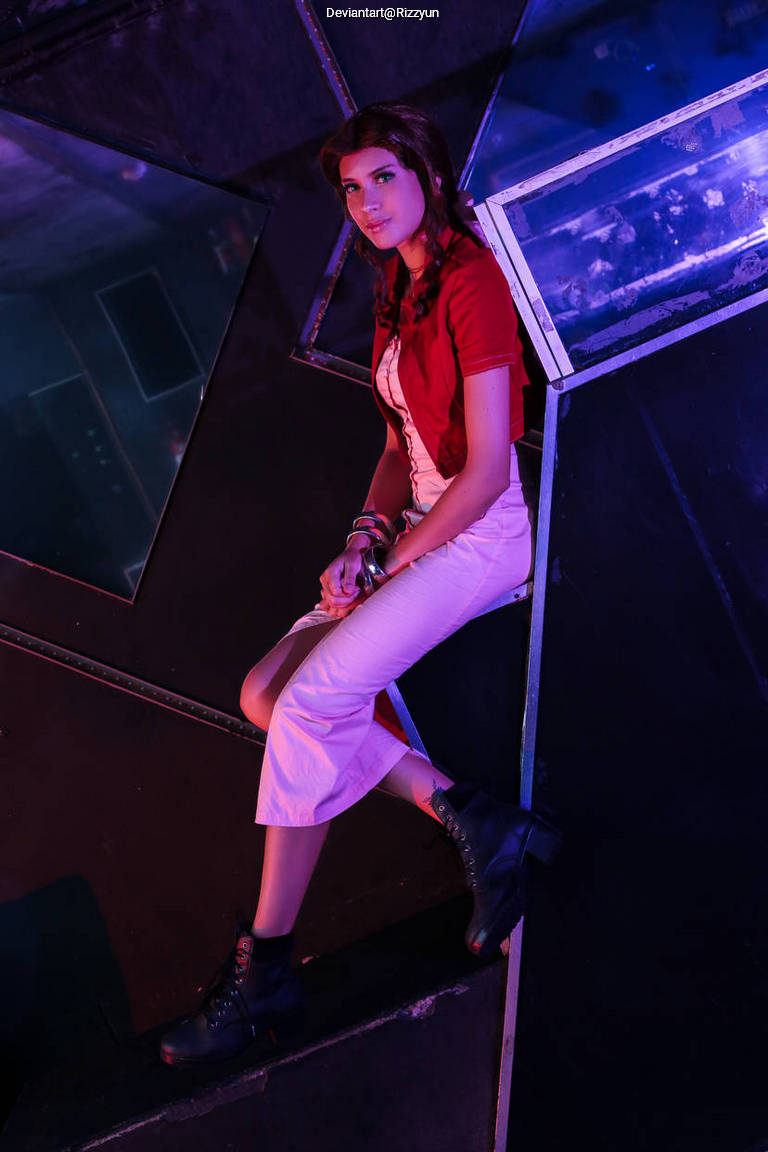 Final Fantasy 7 - Rebirth - Aerith Gainsborough Cosplay - full body port. Final Fantasy 7 - Rebirth - Aerith Gainsborough Cosplay - full body port.