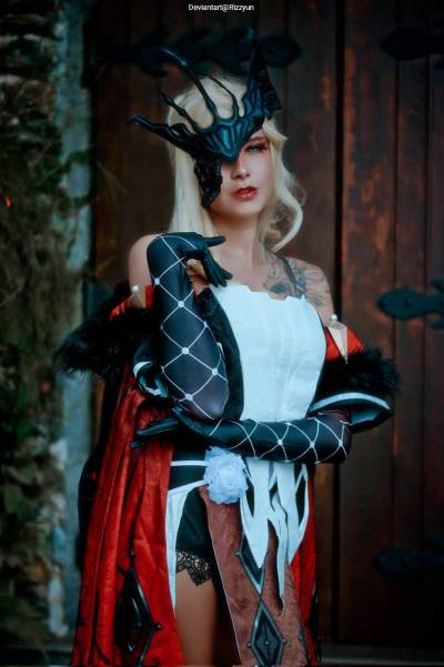 Genshin Impact - La Signora (Rosalyne-Kruzchka Lohefalter) (The Fair Lady) (Crimson Witch of Flame) Cosplay