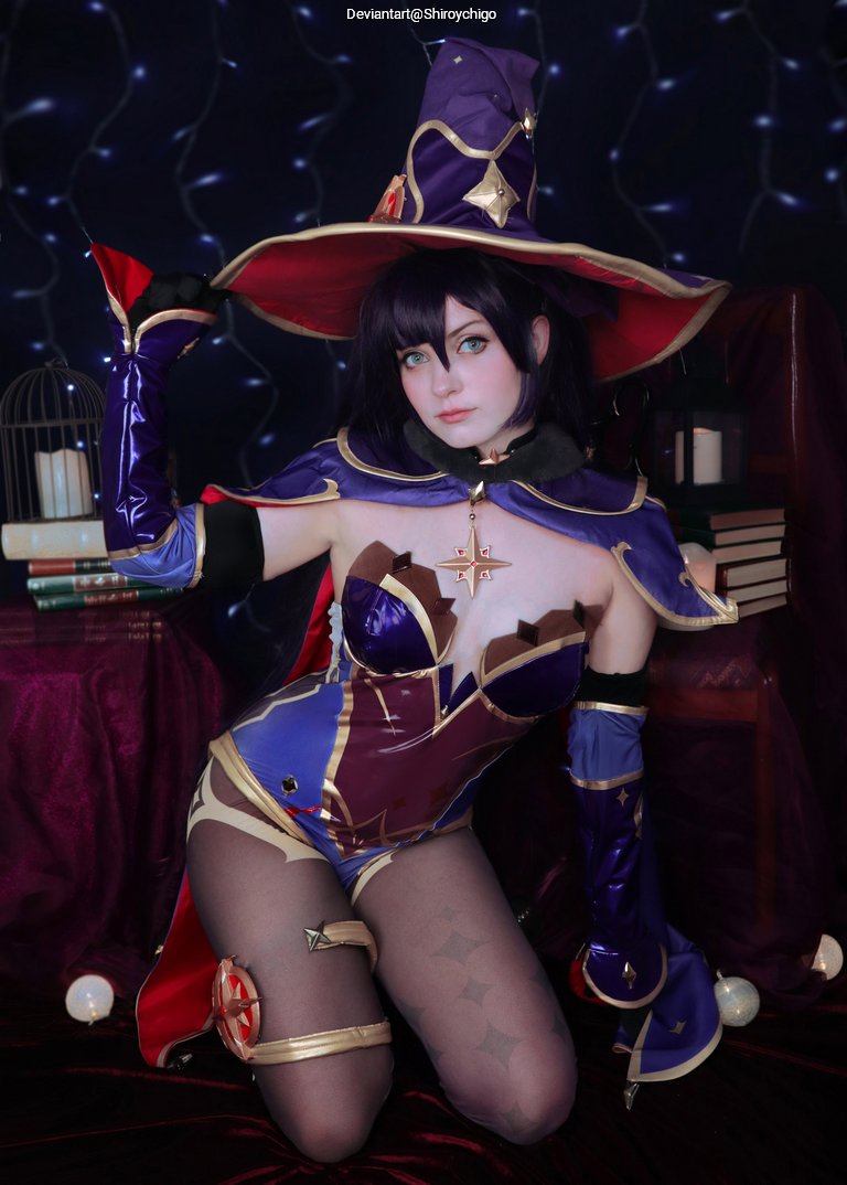 Genshin Impact - Mona (Astral Reflection) Cosplay full body portrait