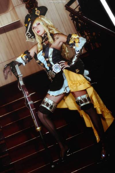 Genshin Impact - Navia (Helm of the Radiant Rose) (Yellow Velvet Salon) Cosplay