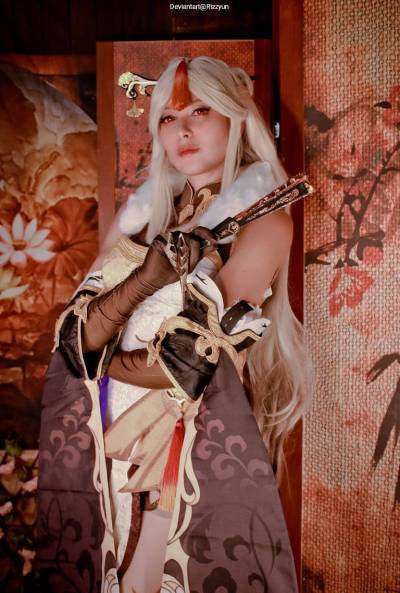 Genshin Impact - Ningguang (Gold Leaf and Pearly Jade) Cosplay