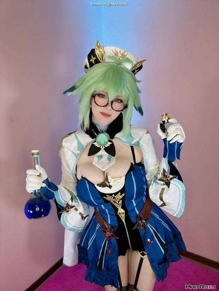 Genshin Impact - Sucrose (Harmless Sweetie) (Germinating Wind) Cosplay full body portrait