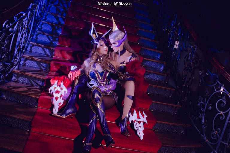 League of Legends - Ahri (The Nine-Tailed Fox) (Coven) & Evelynn (Agonys Embrace) (Coven) Cosplay full body portrait