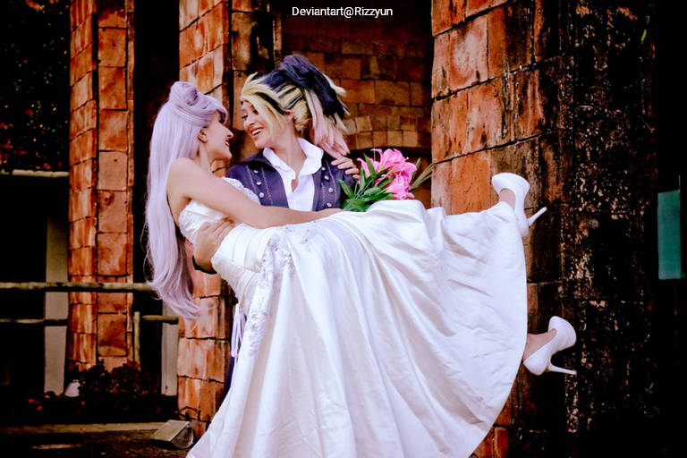 League of Legends - Akali (Akali Jhomen Tethi) & Evelynn (Agonys Embrace) (Wedding) (Bride) Cosplay full length photo
