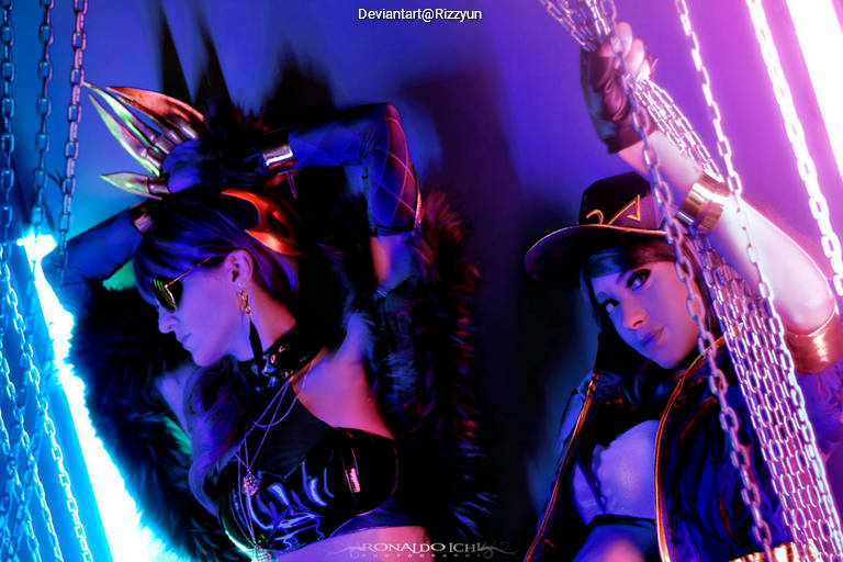 League of Legends - Akali (Akali Jhomen Tethi) (KDA) & Evelynn (Agonys Embrace) (KDA) Cosplay character portrait photography