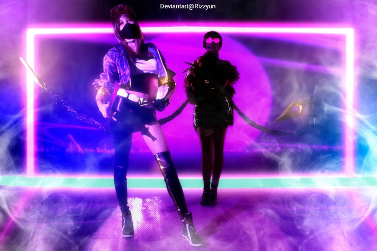 League of Legends - Akali (Akali Jhomen Tethi) (KDA) & Evelynn (Agonys Embrace) (KDA) Cosplay costume showcase portrait