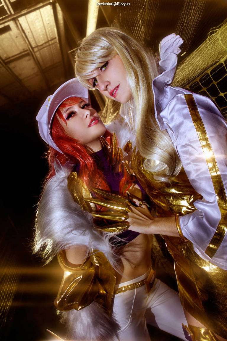 League of Legends - Akali (Akali Jhomen Tethi) (Prestige) & Evelynn (Agonys Embrace) (Prestige) Cosplay full body portrait