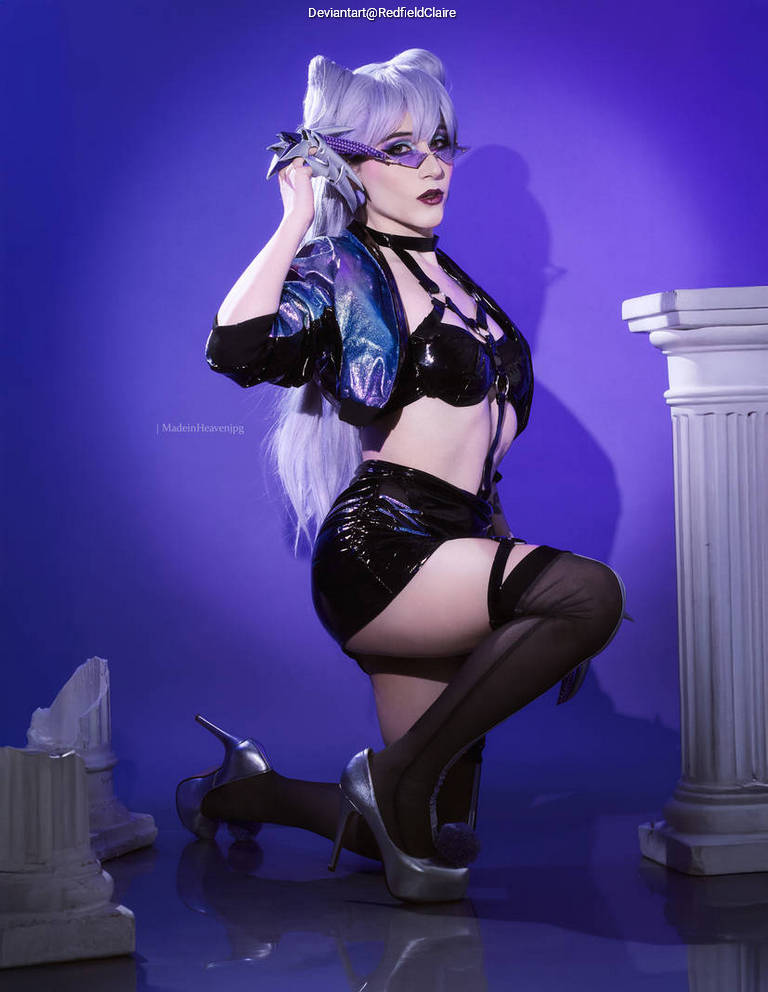League of Legends - Evelynn (Agonys Embrace) (KDA) Cosplay full length photo