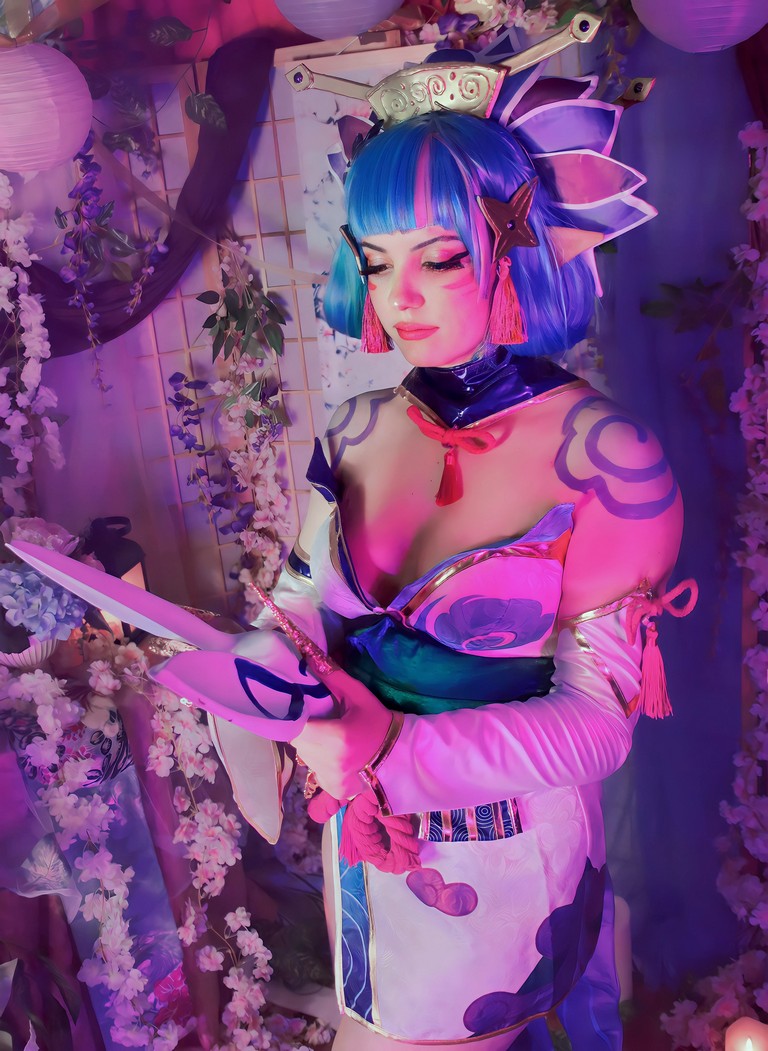 League of Legends - Evelynn (Agonys Embrace) (Spirit Blossom) Cosplay full length photo