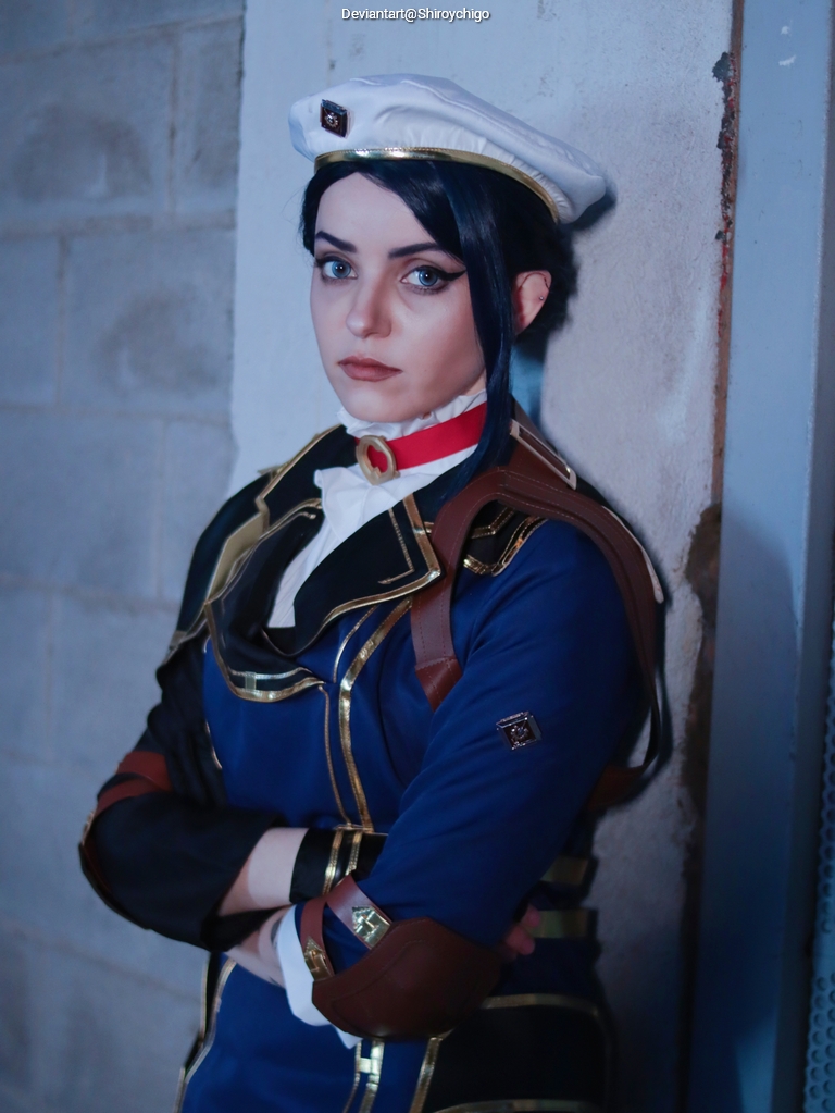 League of Legends - Caitlyn Kiramman (The Sheriff of Piltover) (Arcane Commander) Cosplay full body portrait