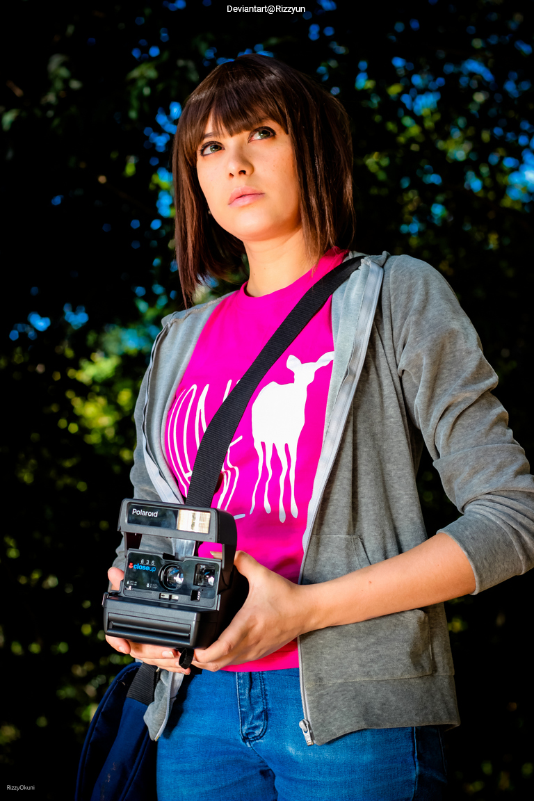 Life is Strange - Maxine Caulfield (Noir Angel) Cosplay - full length photo