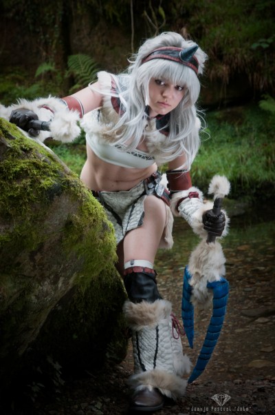 Monster Hunter - Huntress (Kirin) Cosplay